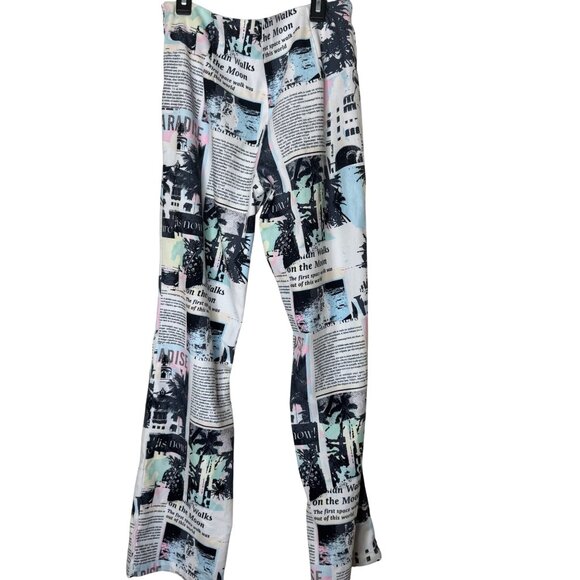 Princess Polly In My Element Mid Rise Pants Newspaper Print Size 4 Retro Y2K - Picture 3 of 8